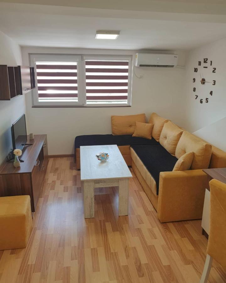 Sky Apartments Ustrumca Dış mekan fotoğraf