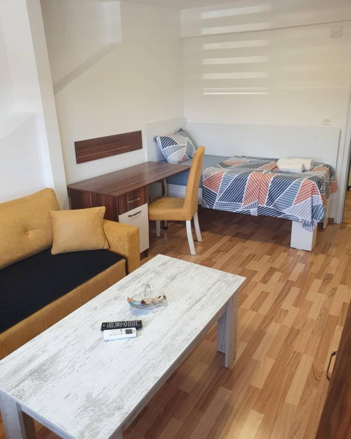 Sky Apartments Ustrumca Dış mekan fotoğraf