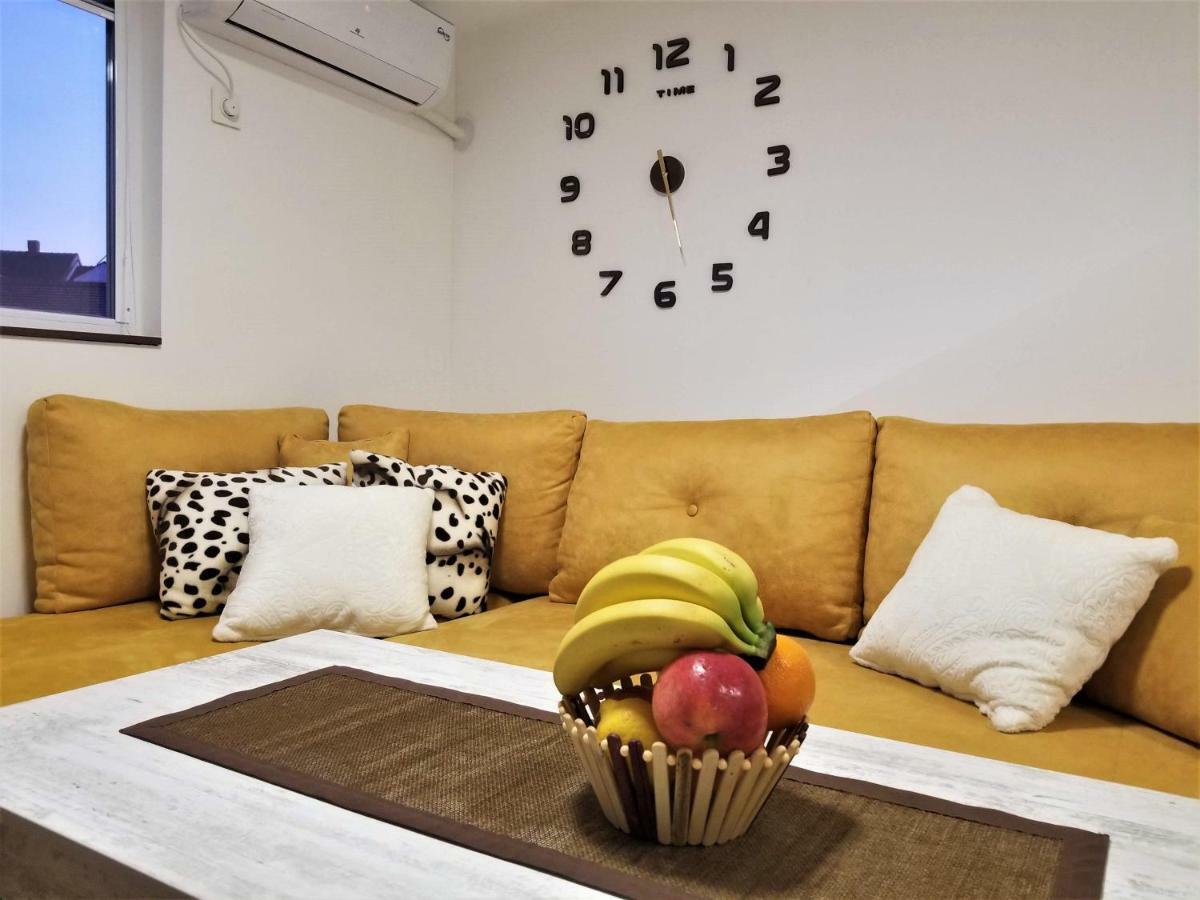 Sky Apartments Ustrumca Dış mekan fotoğraf